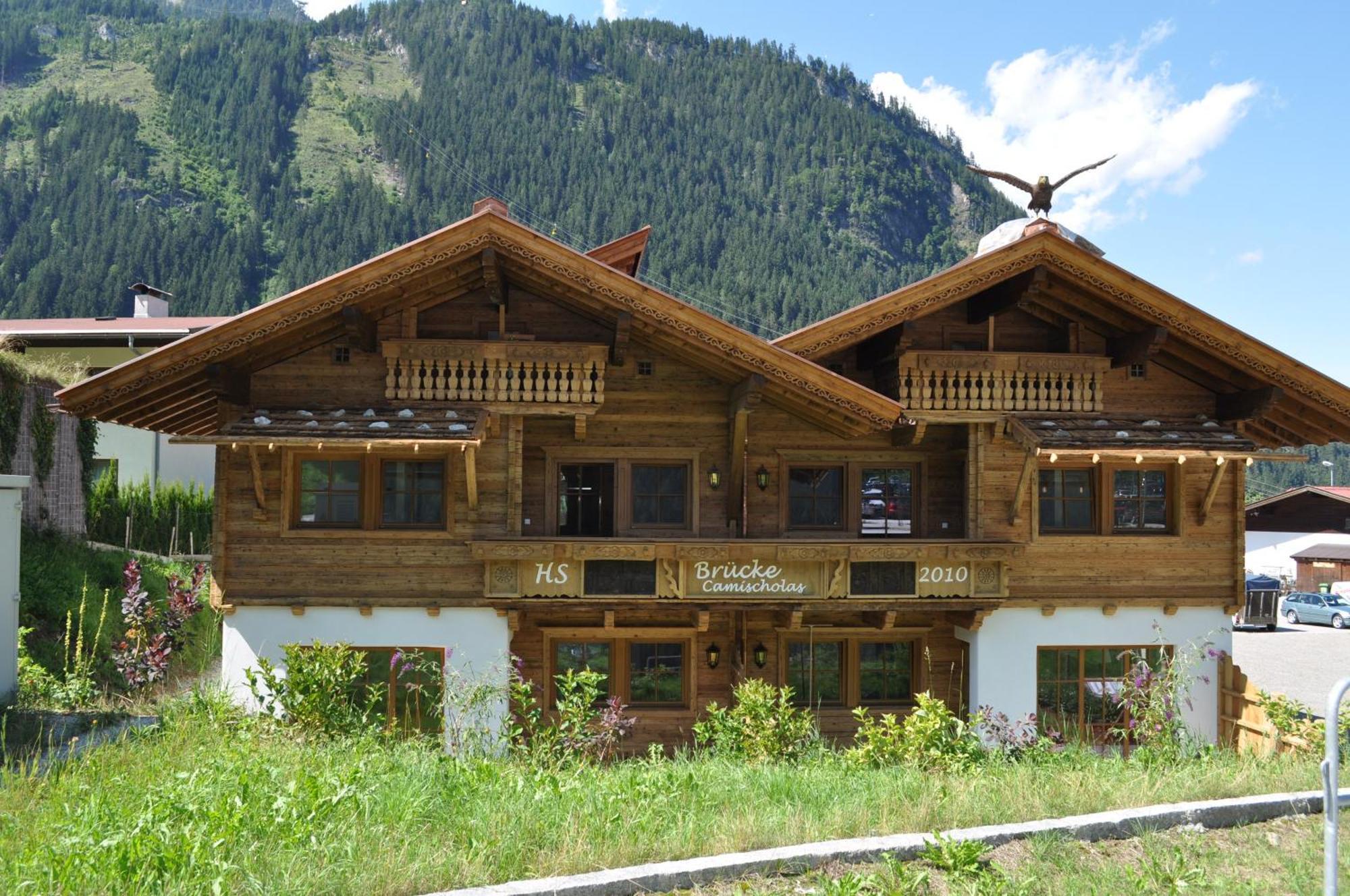 Alpenchalet Bruecke Mayrhofen Exterior photo