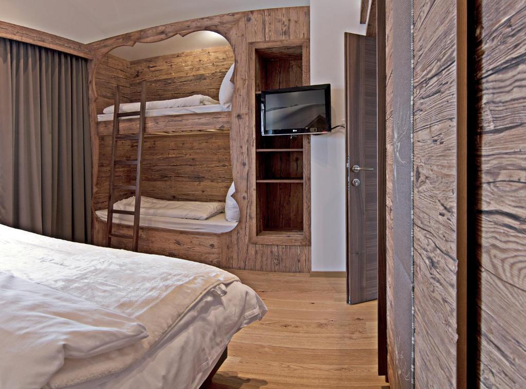 Alpenchalet Bruecke Mayrhofen Room photo