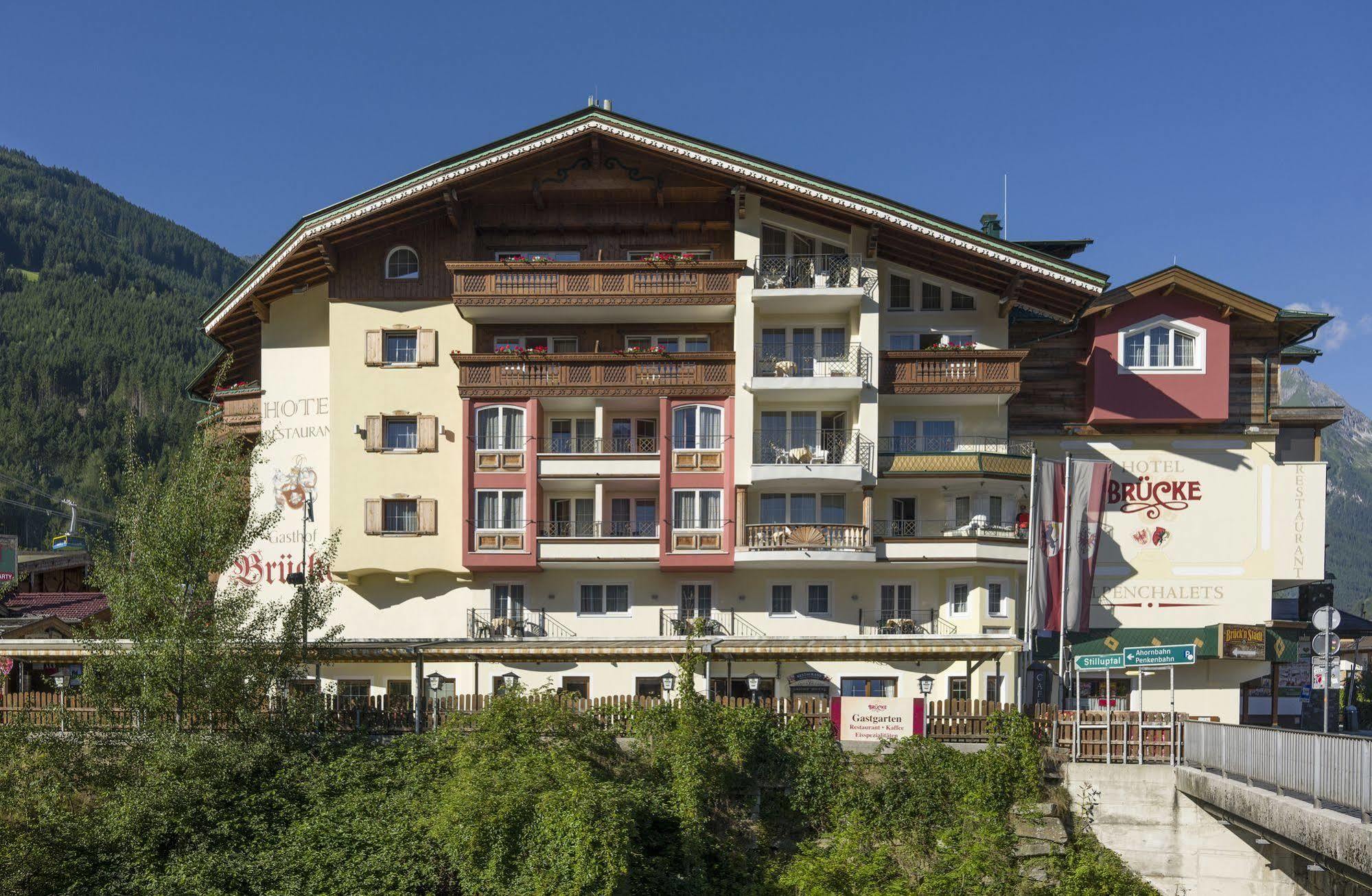 Alpenchalet Bruecke Mayrhofen Exterior photo