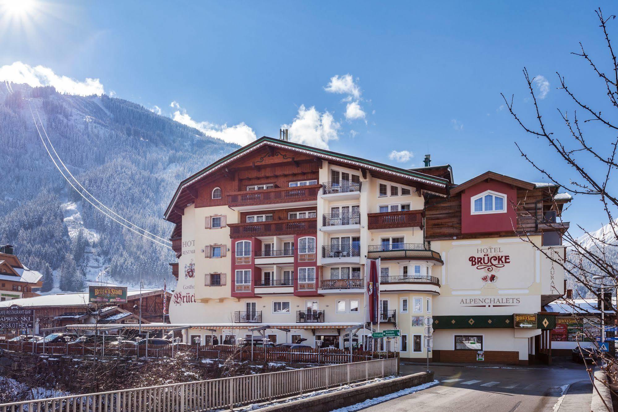 Alpenchalet Bruecke Mayrhofen Exterior photo